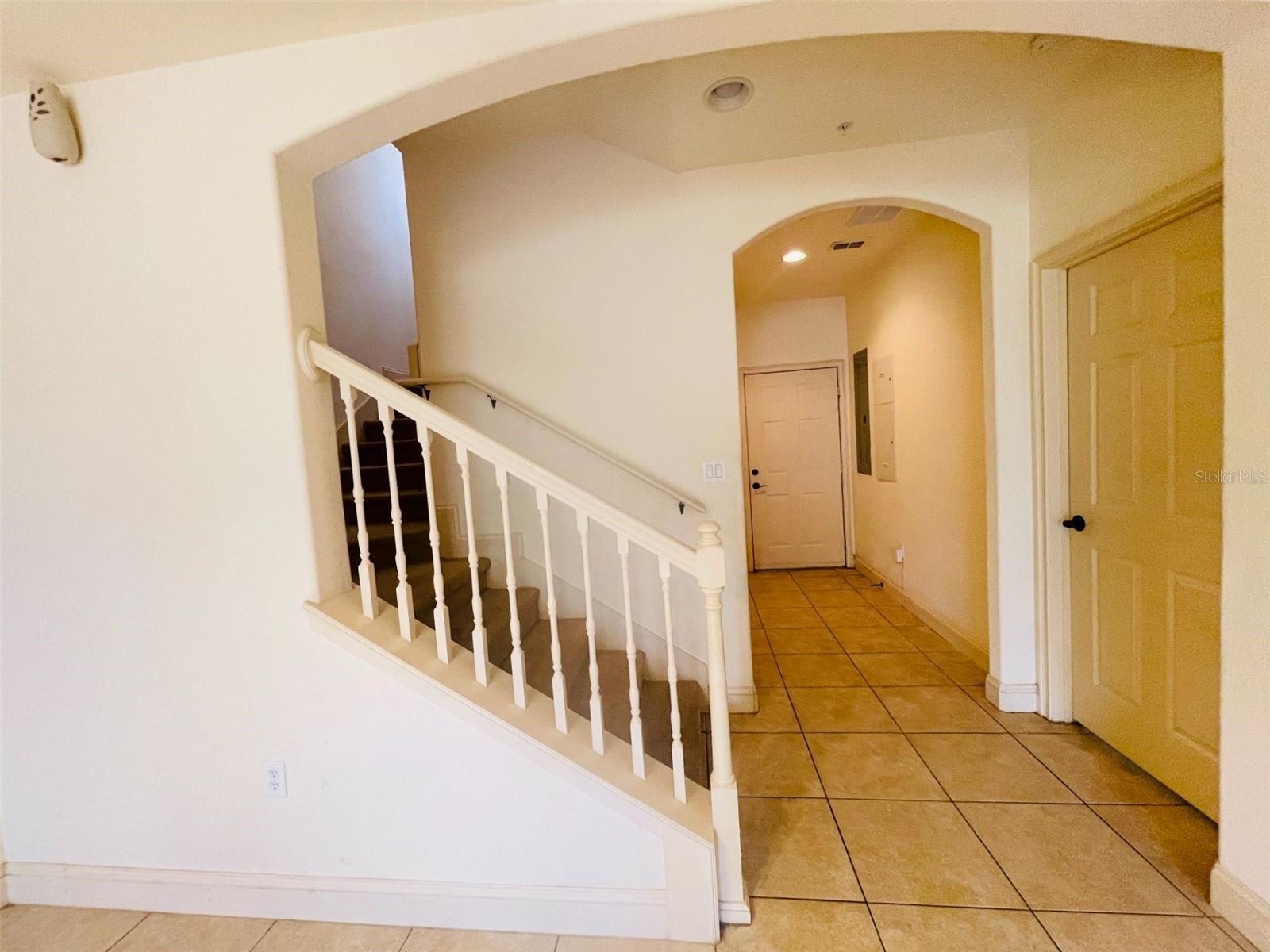 2646 Bella Vista Dr Property Photo 8