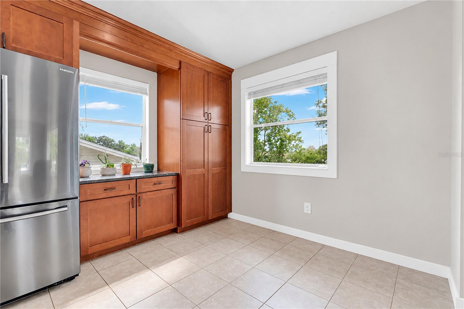 2202 Topping Pl Property Photo 5
