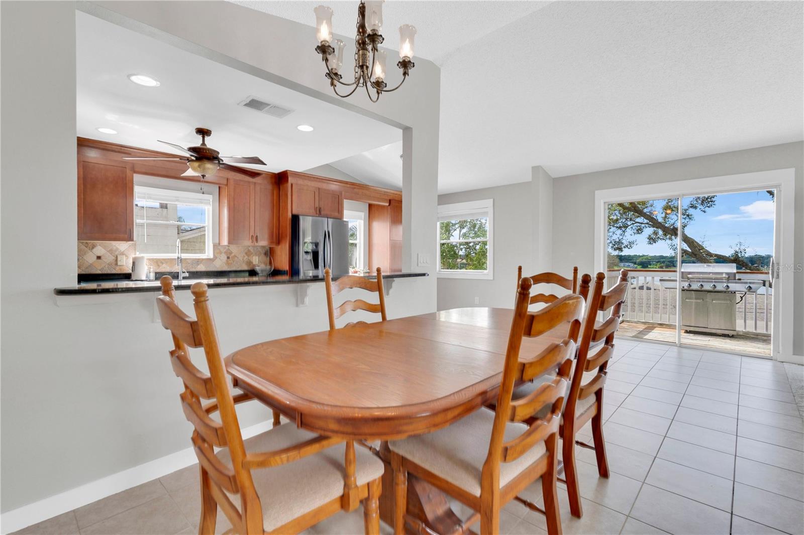 2202 Topping Pl Property Photo 6