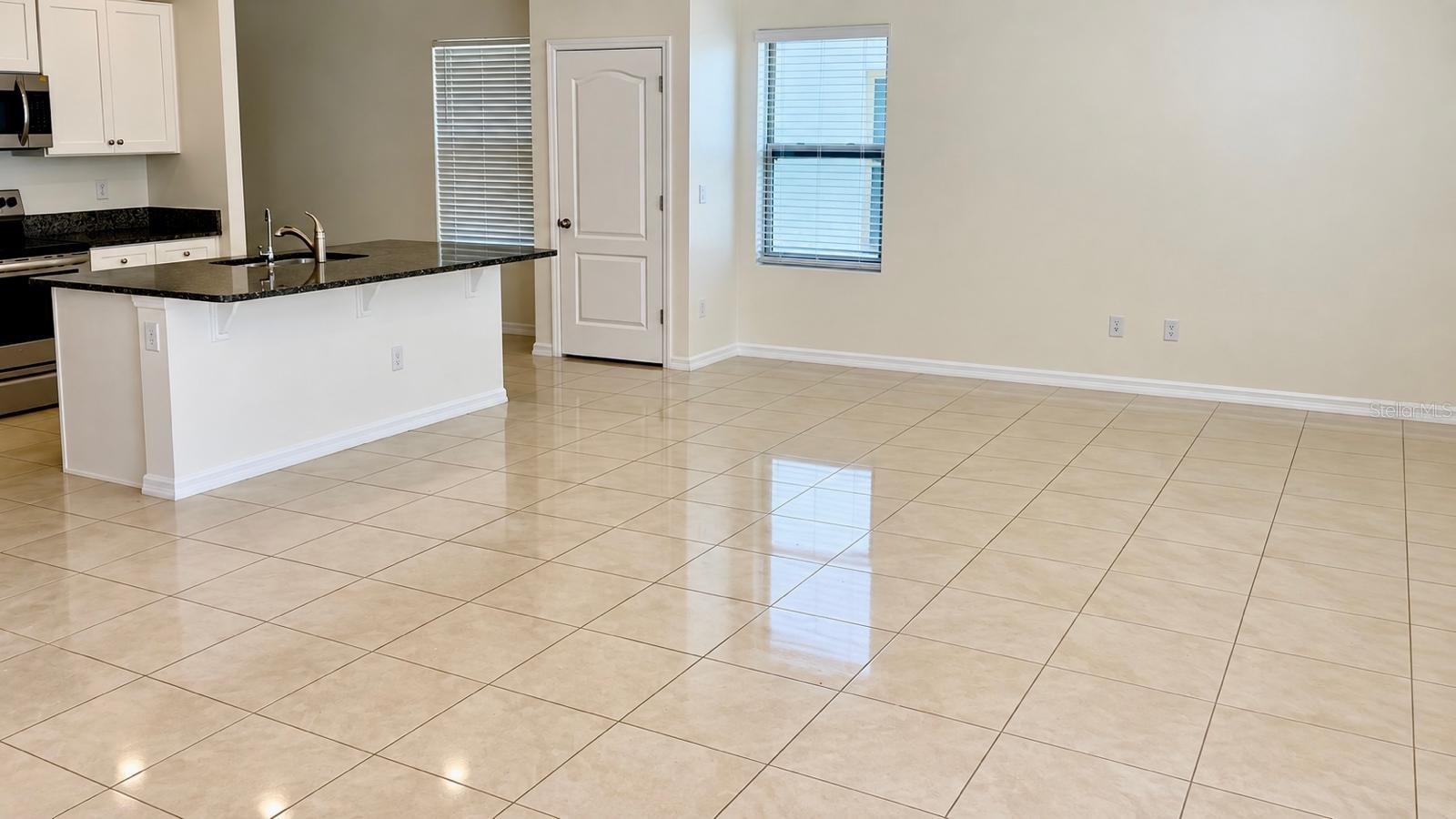 3033 Timber Hawk Cir Property Photo 5