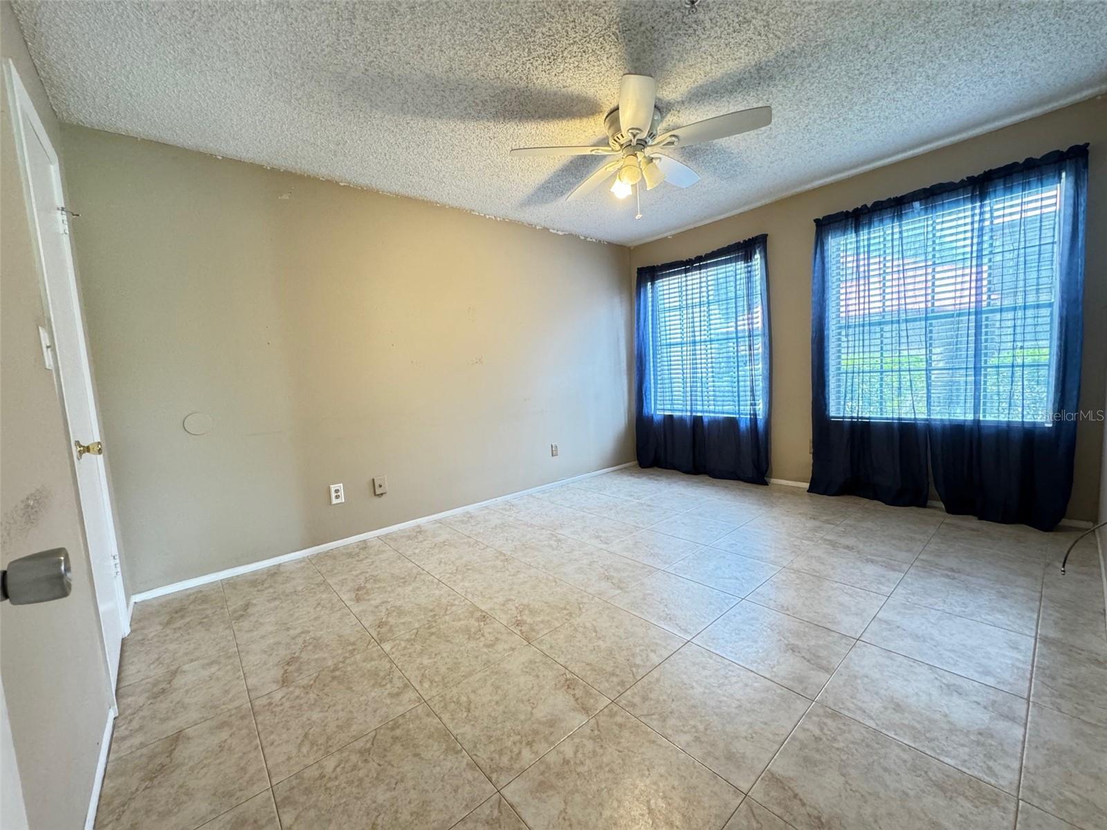 249 Afton Sq #112 Property Photo 16