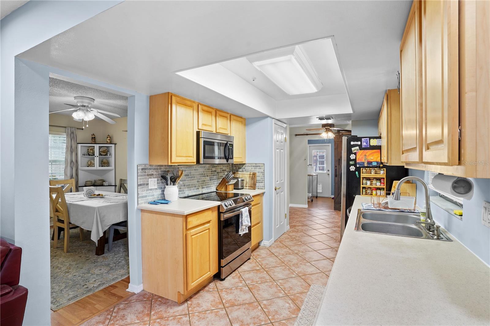 105 E Wyndham Ct Property Photo 19