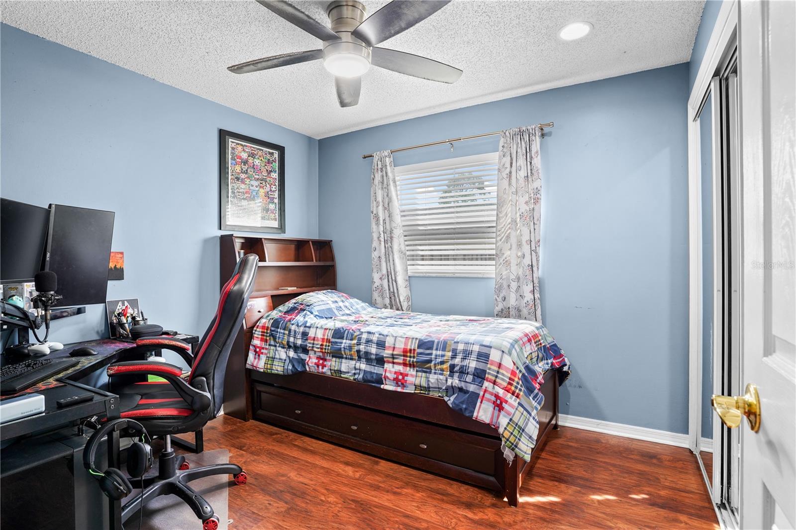 105 E Wyndham Ct Property Photo 30