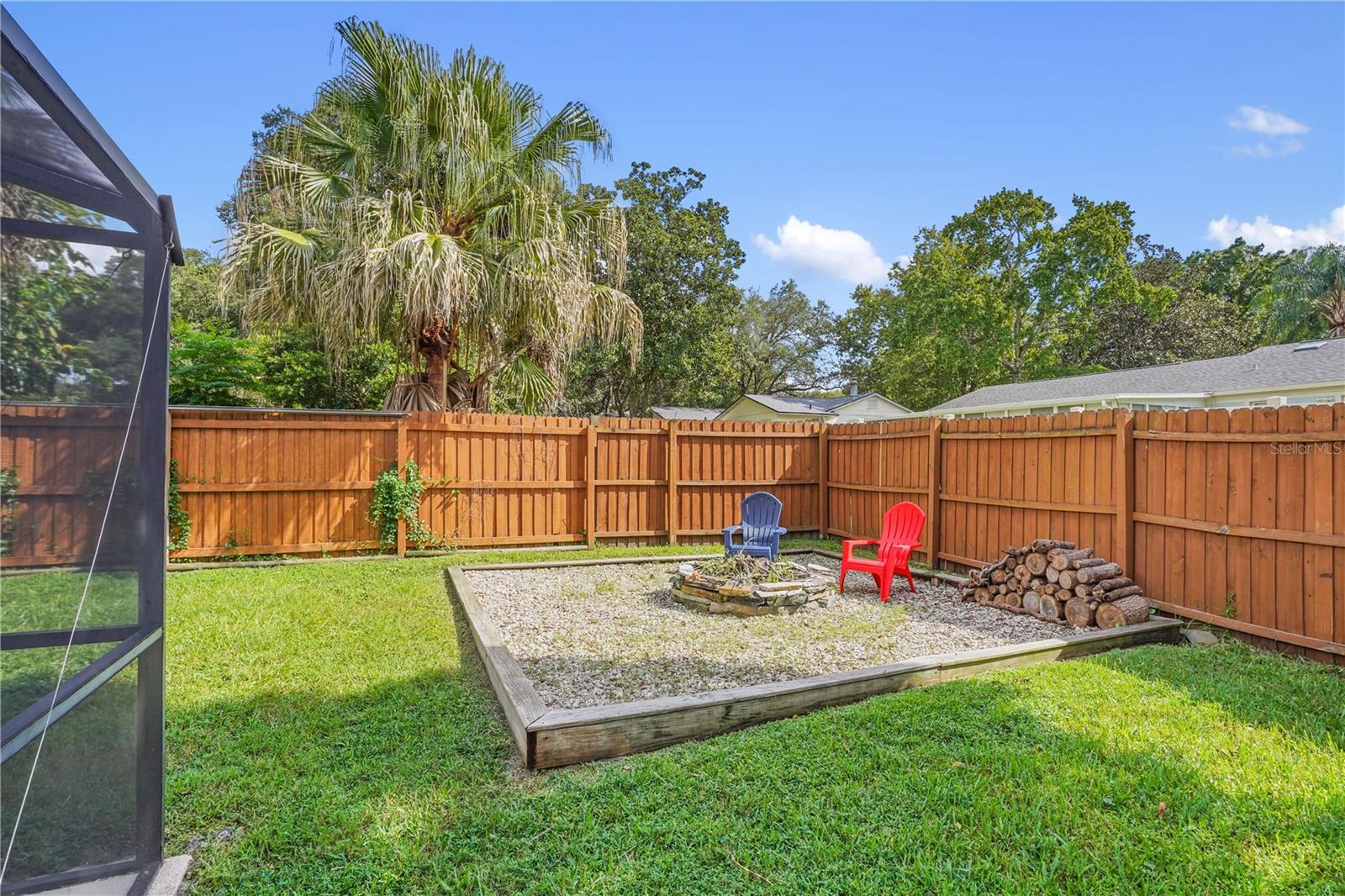 105 E Wyndham Ct Property Photo 41
