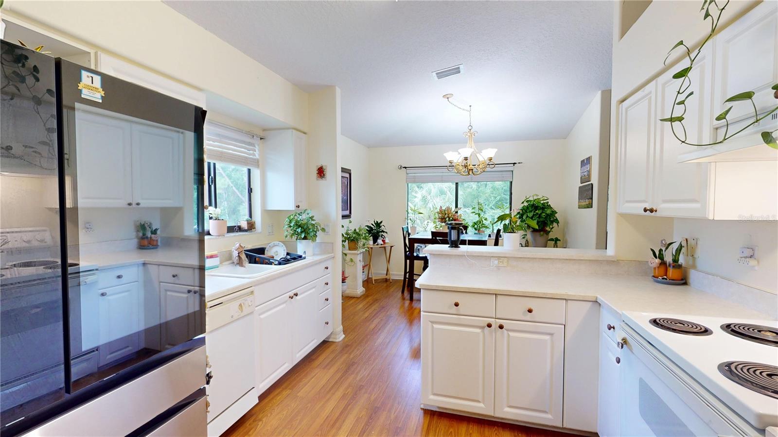 149 Blue Heron Dr #c Property Photo 8