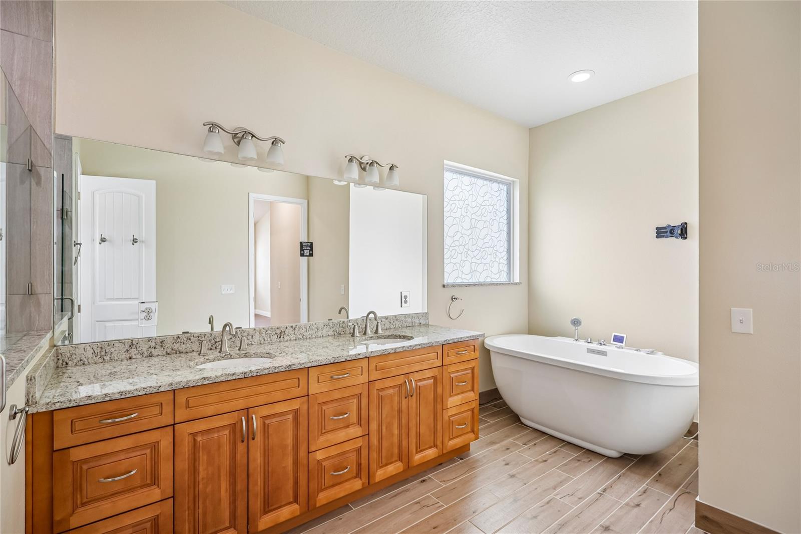 3206 W Price Ave Property Photo 46