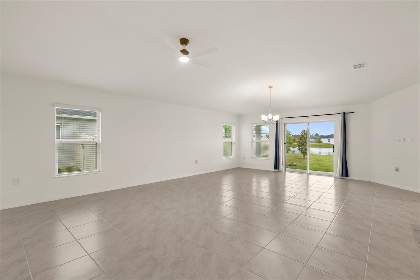 3934 Axis Valley Pl Property Photo 4
