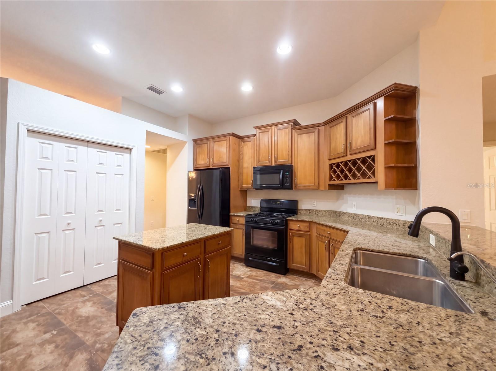 14275 Creek Run Dr Property Photo 8
