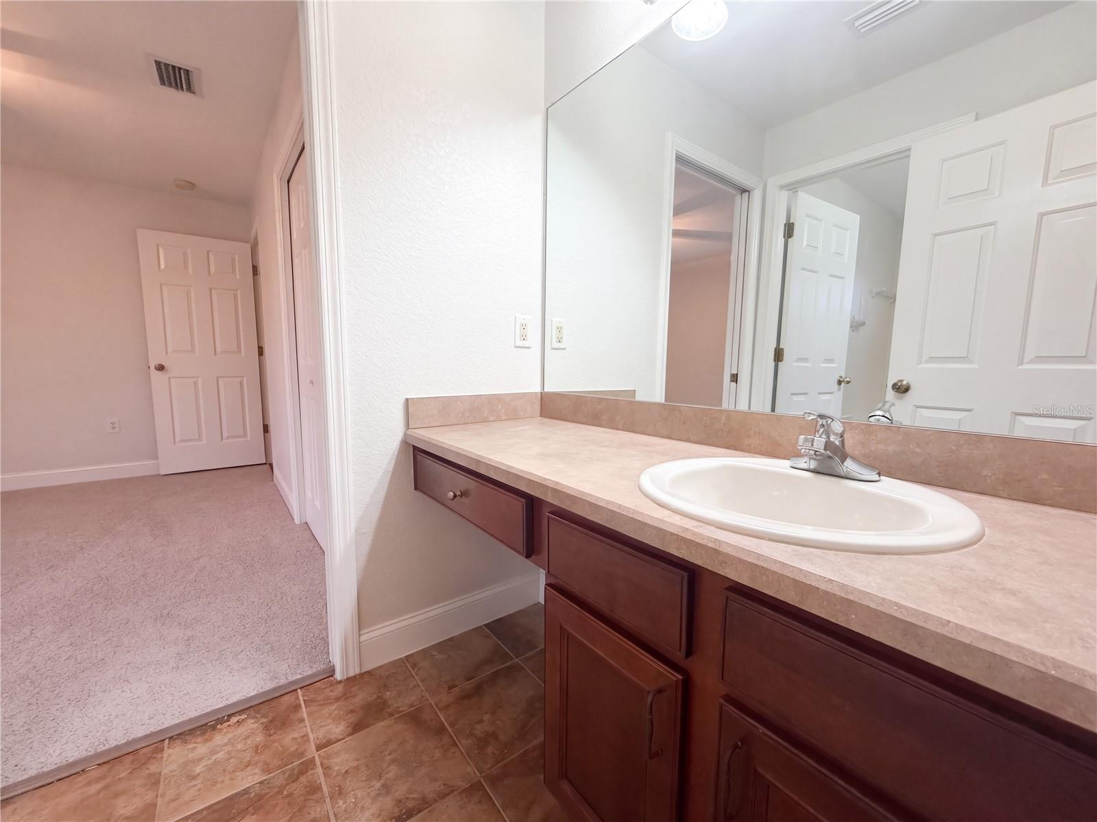 14275 Creek Run Dr Property Photo 27