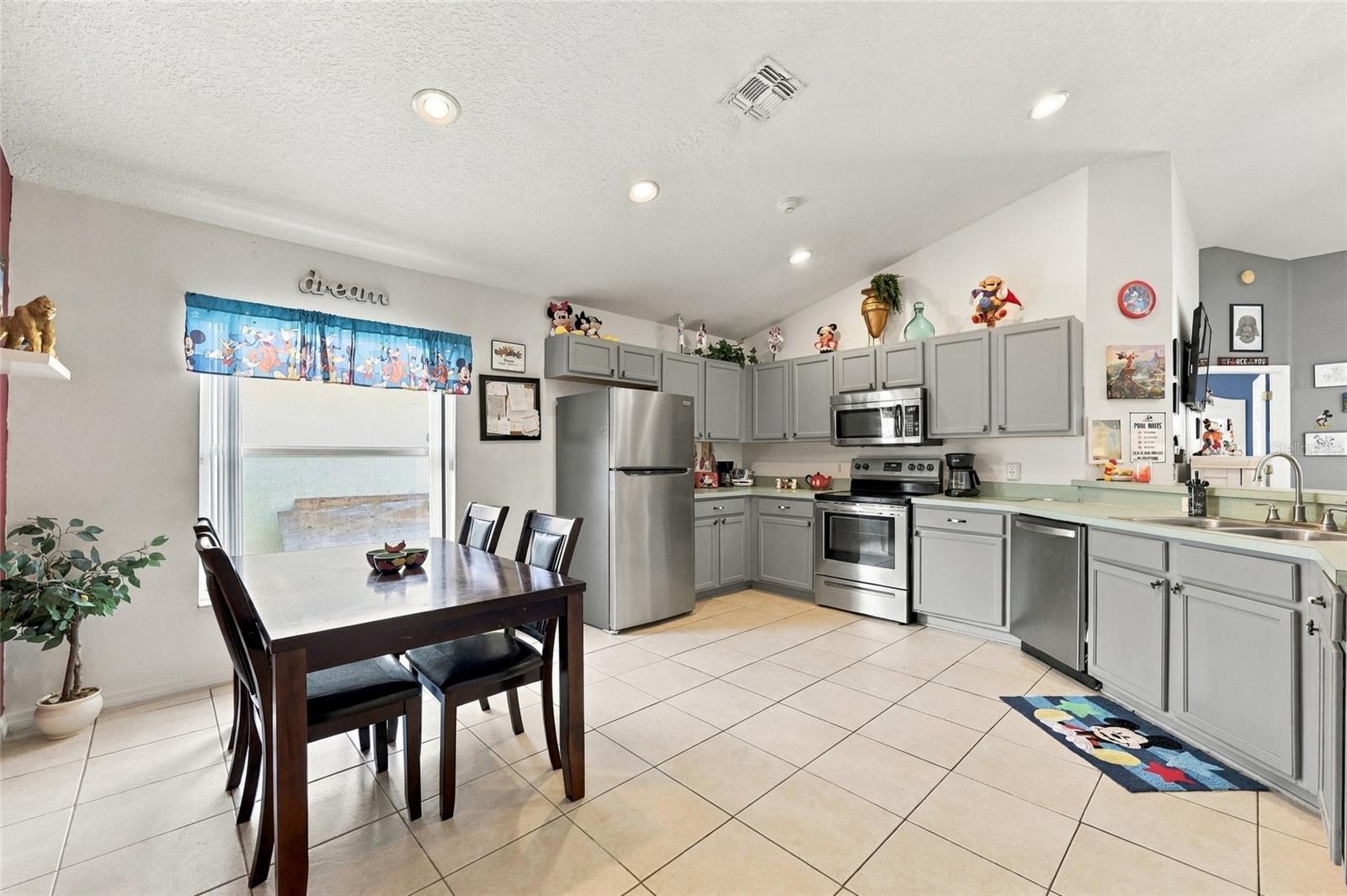 4447 Great Harbor Ln Property Photo 12