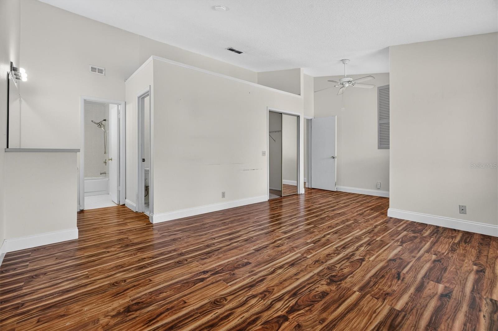 611 Chestnut Oak Cir #113 Property Photo 20