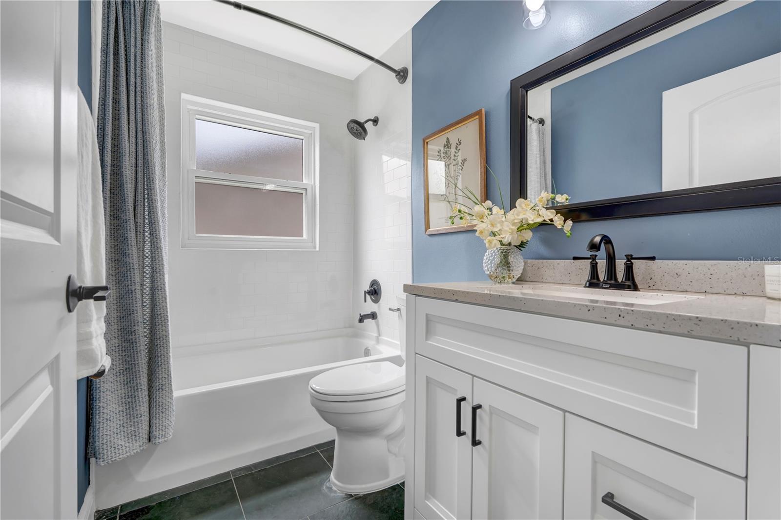 1324 Silverthorn Dr Property Photo 25