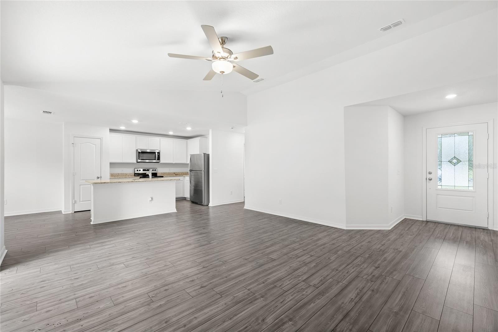 318 Bowfin Ct Property Photo 7
