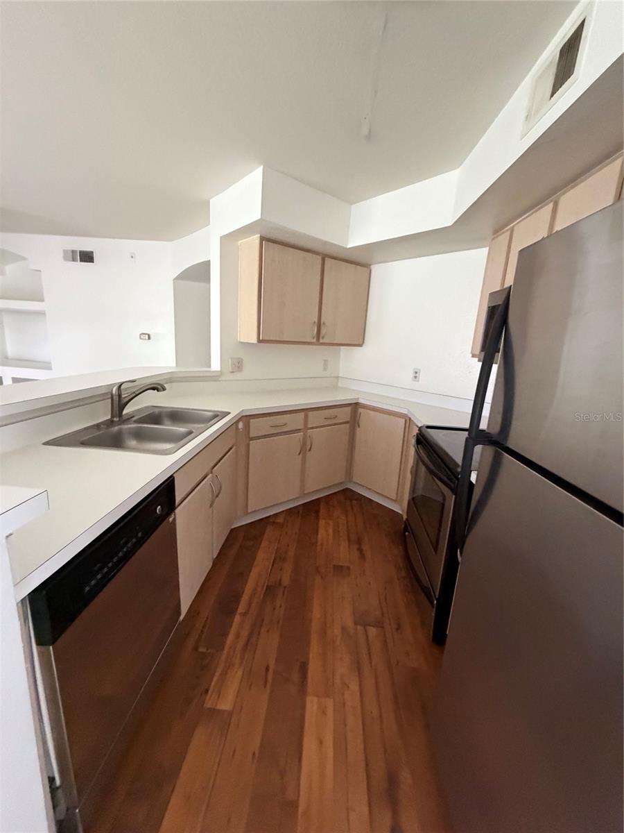 7250 Westpointe Blvd #1022 Property Photo 8