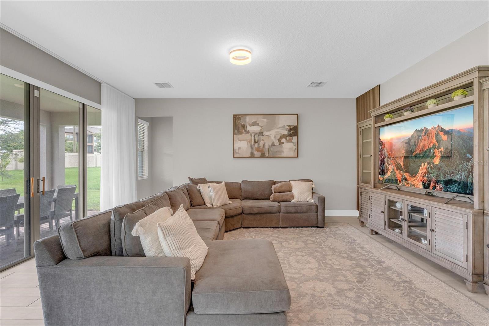 2415 Santa Vista Loop Property Photo 18
