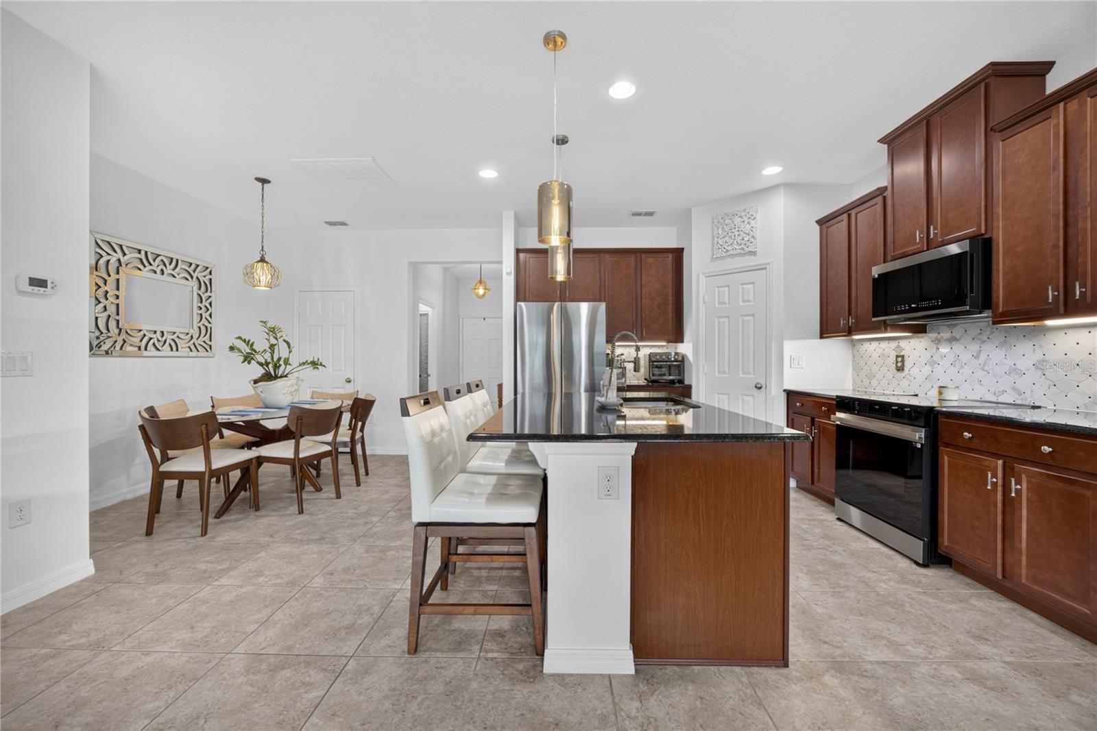 8174 Bluejack Oak Dr Property Photo 17