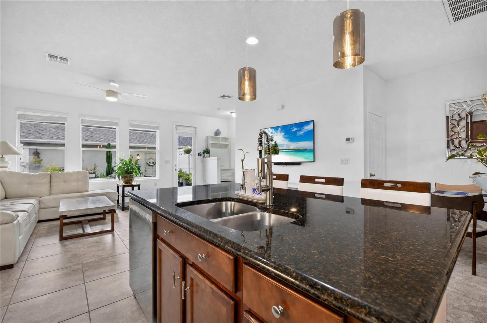 8174 Bluejack Oak Dr Property Photo 18