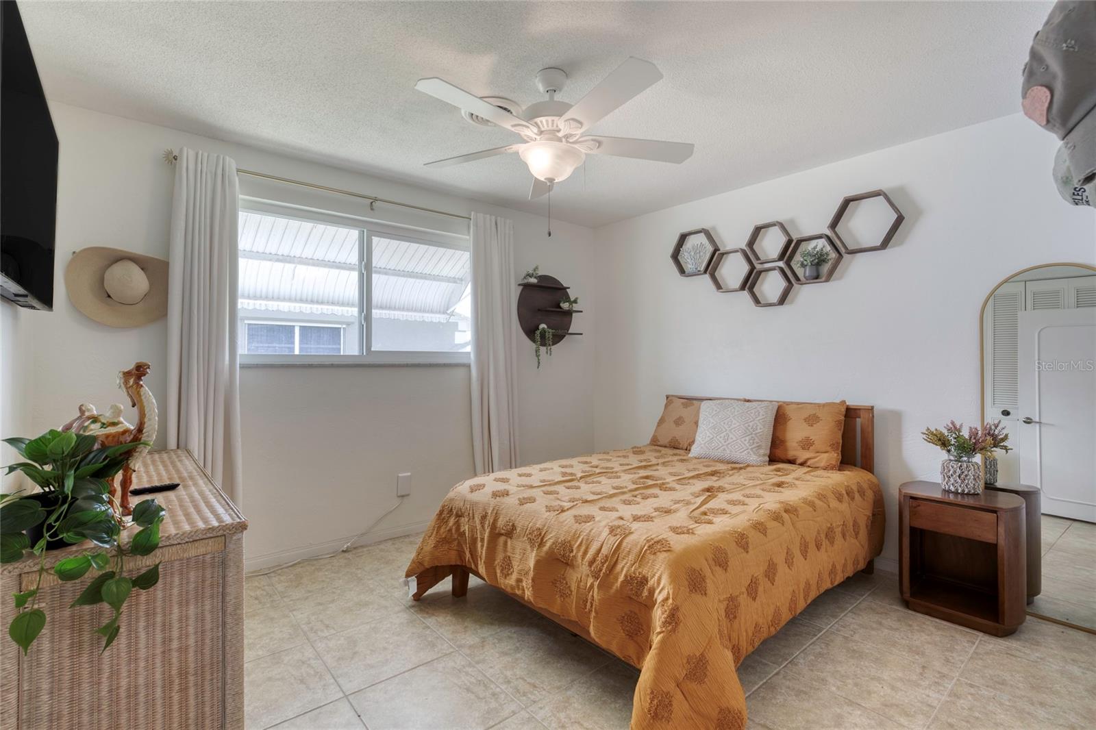 2565 S Peninsula Dr Property Photo 32