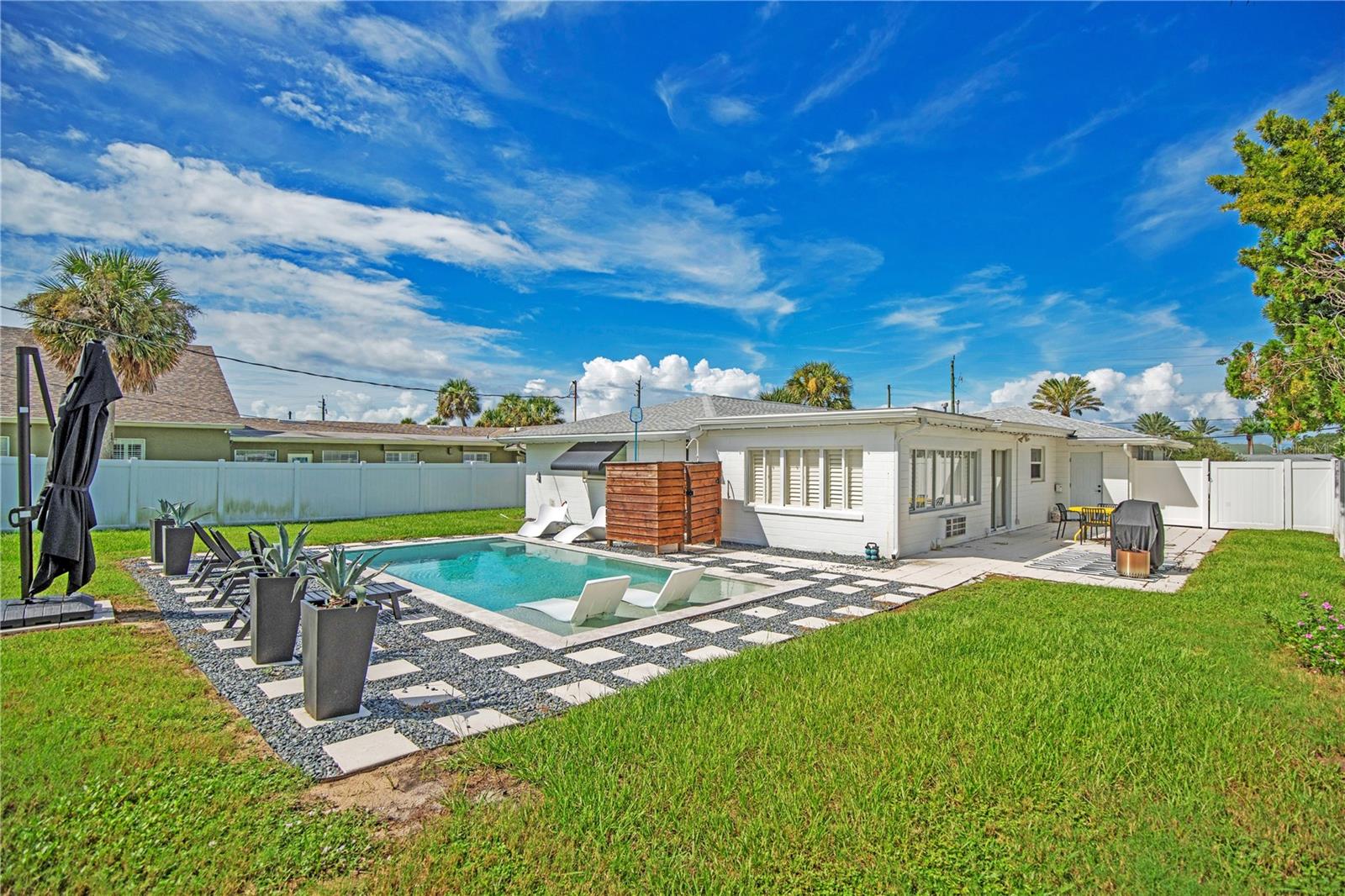 2565 S Peninsula Dr Property Photo 42