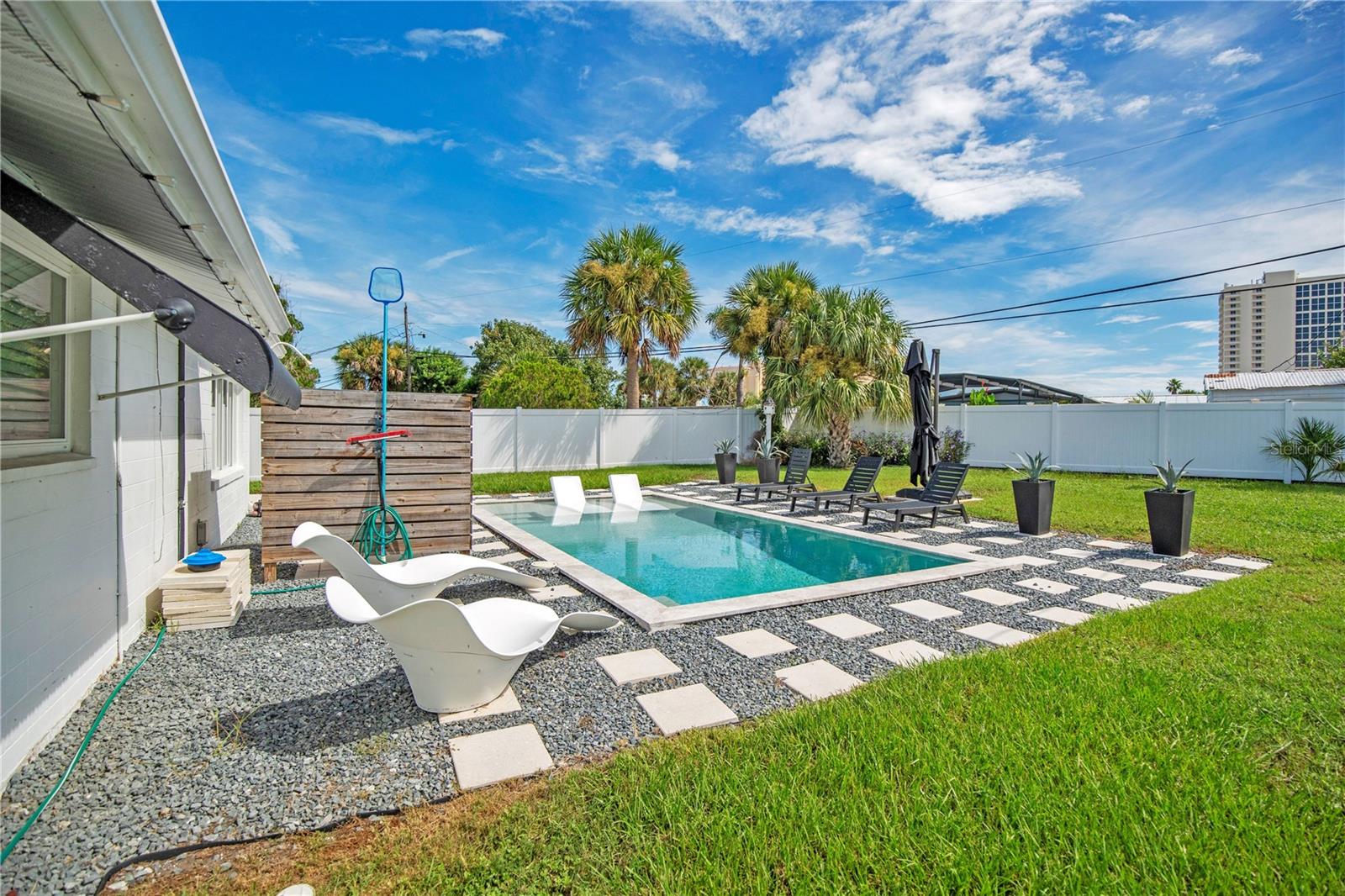 2565 S Peninsula Dr Property Photo 44
