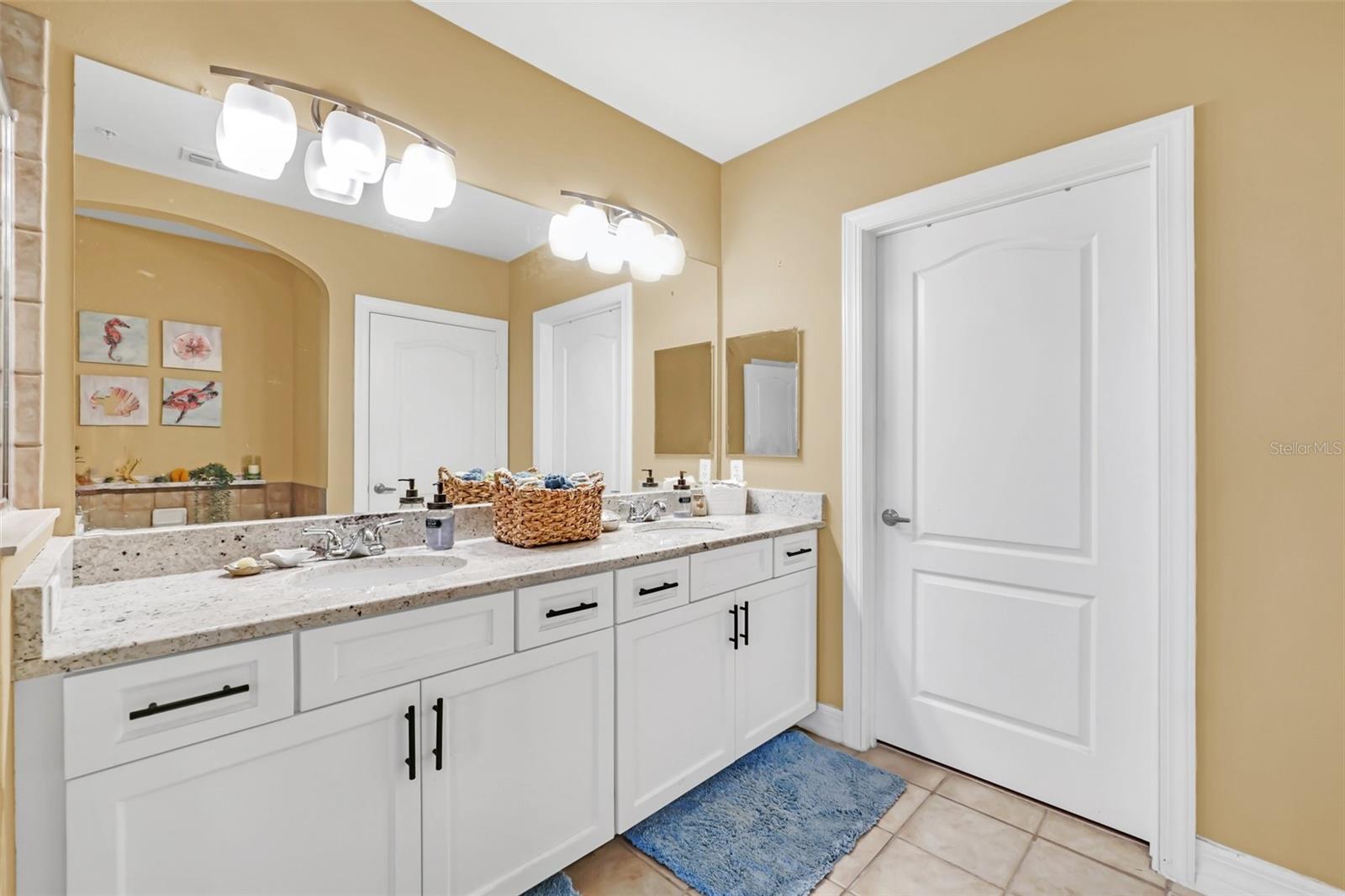 513 Mirasol Cir #101 Property Photo 11