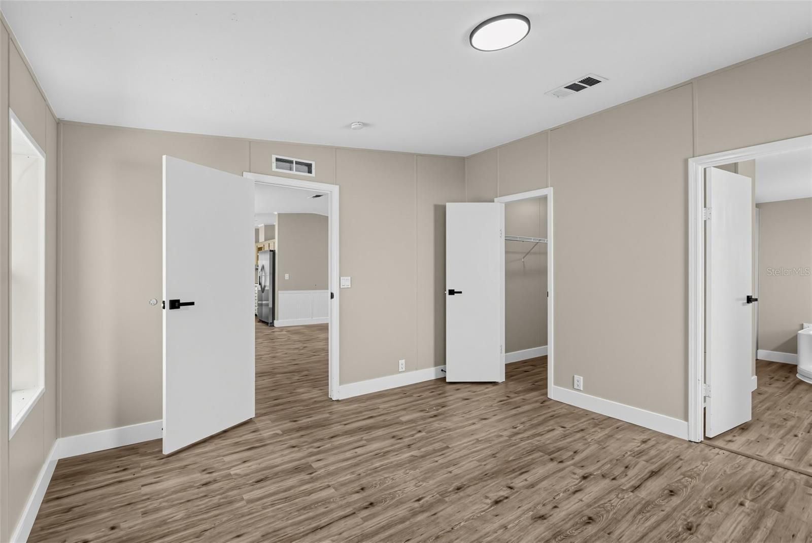 4243 Coyote Trl Property Photo 12