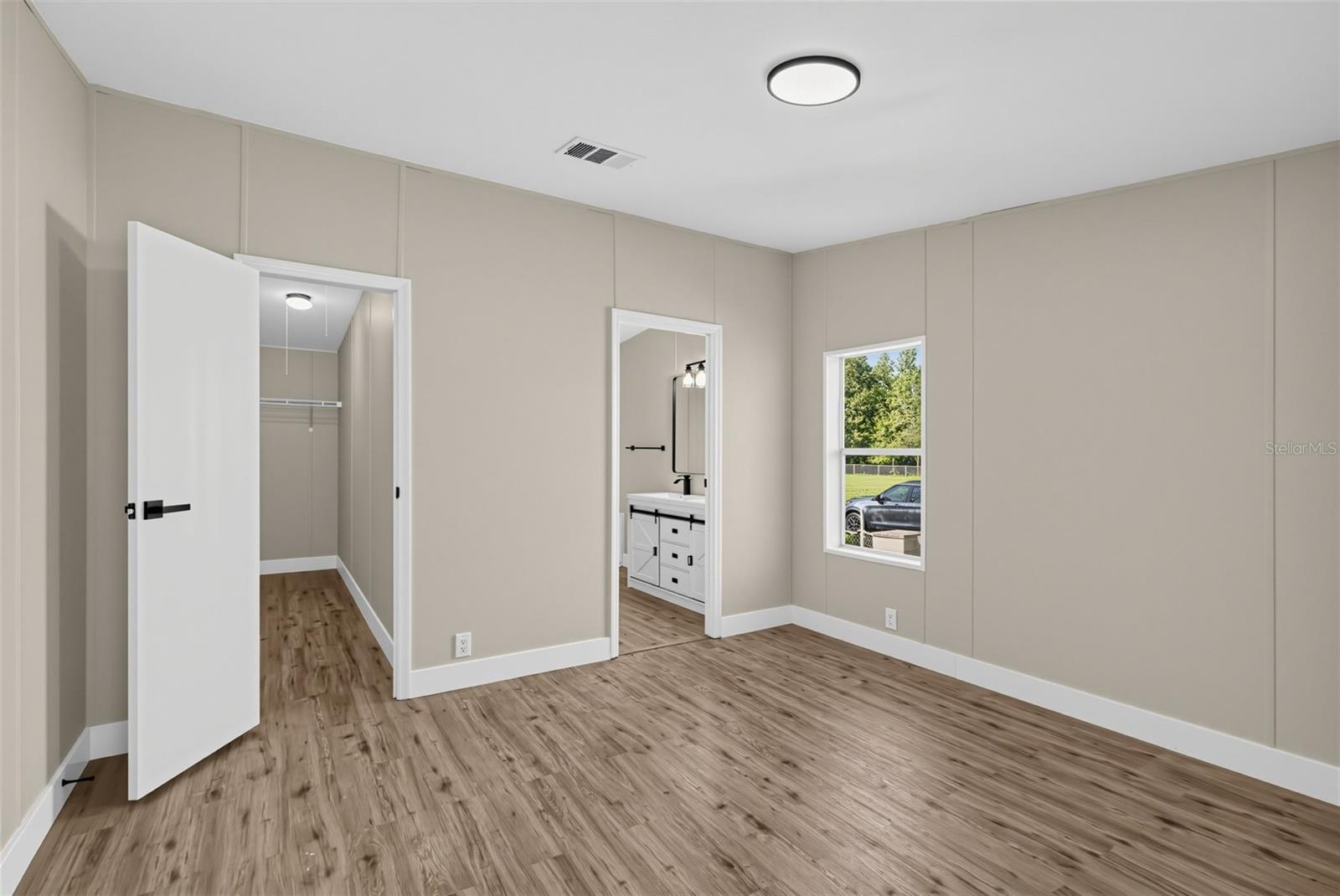 4243 Coyote Trl Property Photo 14