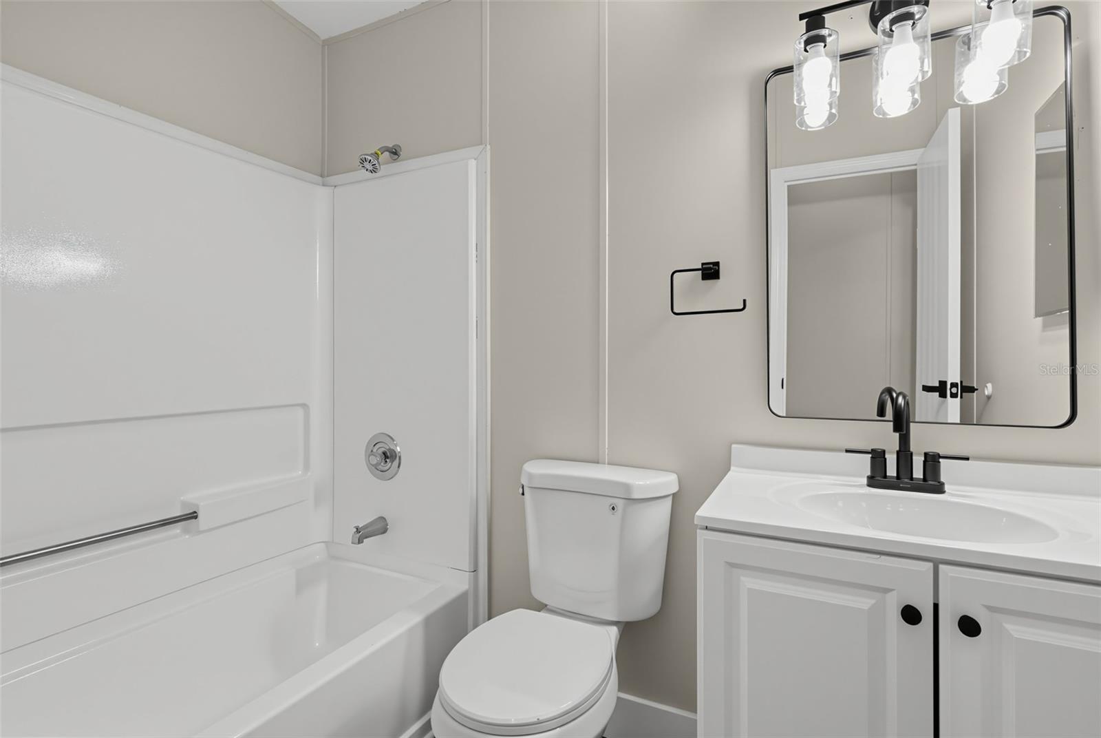 4243 Coyote Trl Property Photo 21