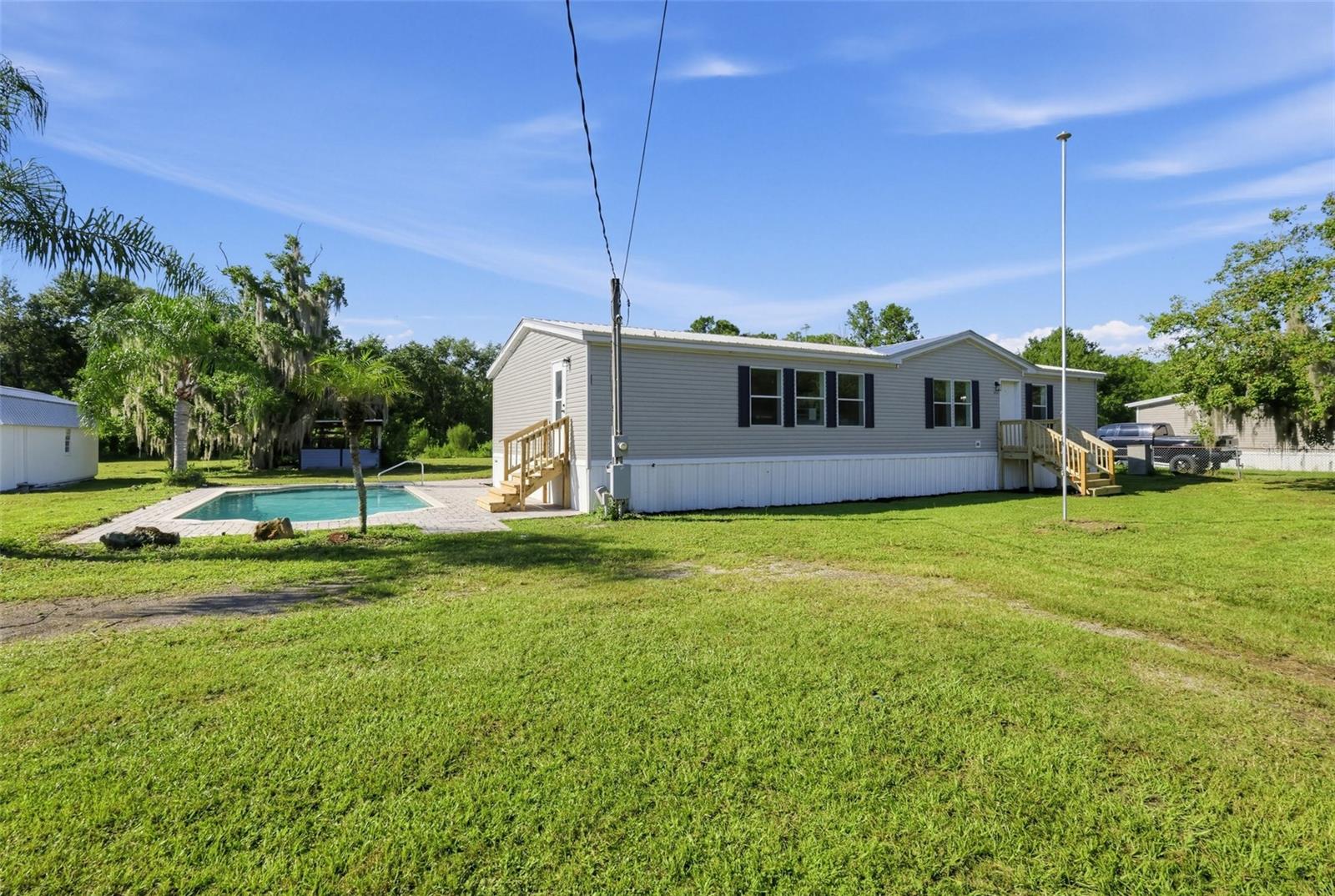 4243 Coyote Trl Property Photo 26