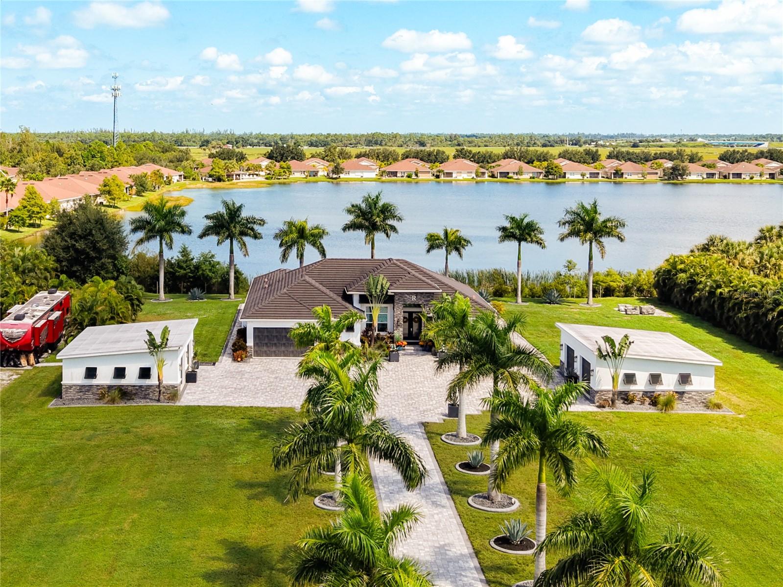 2930 Scenic View Dr Property Photo