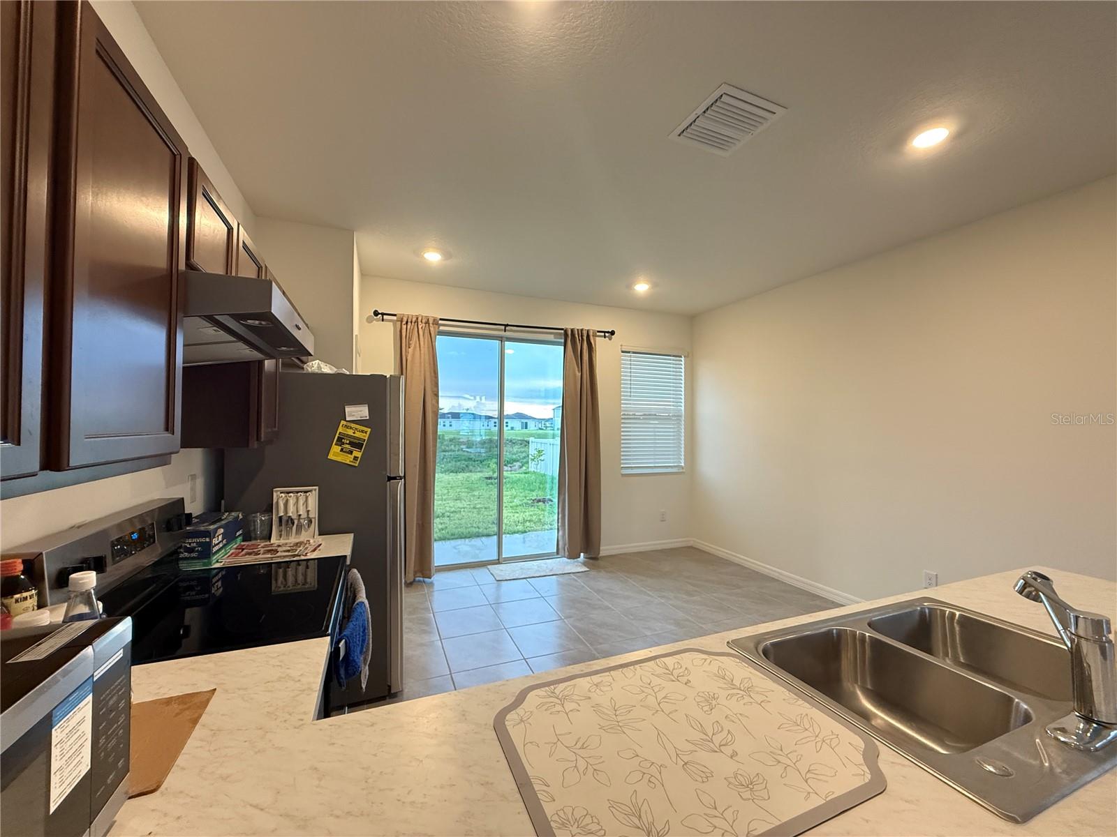 10322 Star Flower Ln Property Photo 6