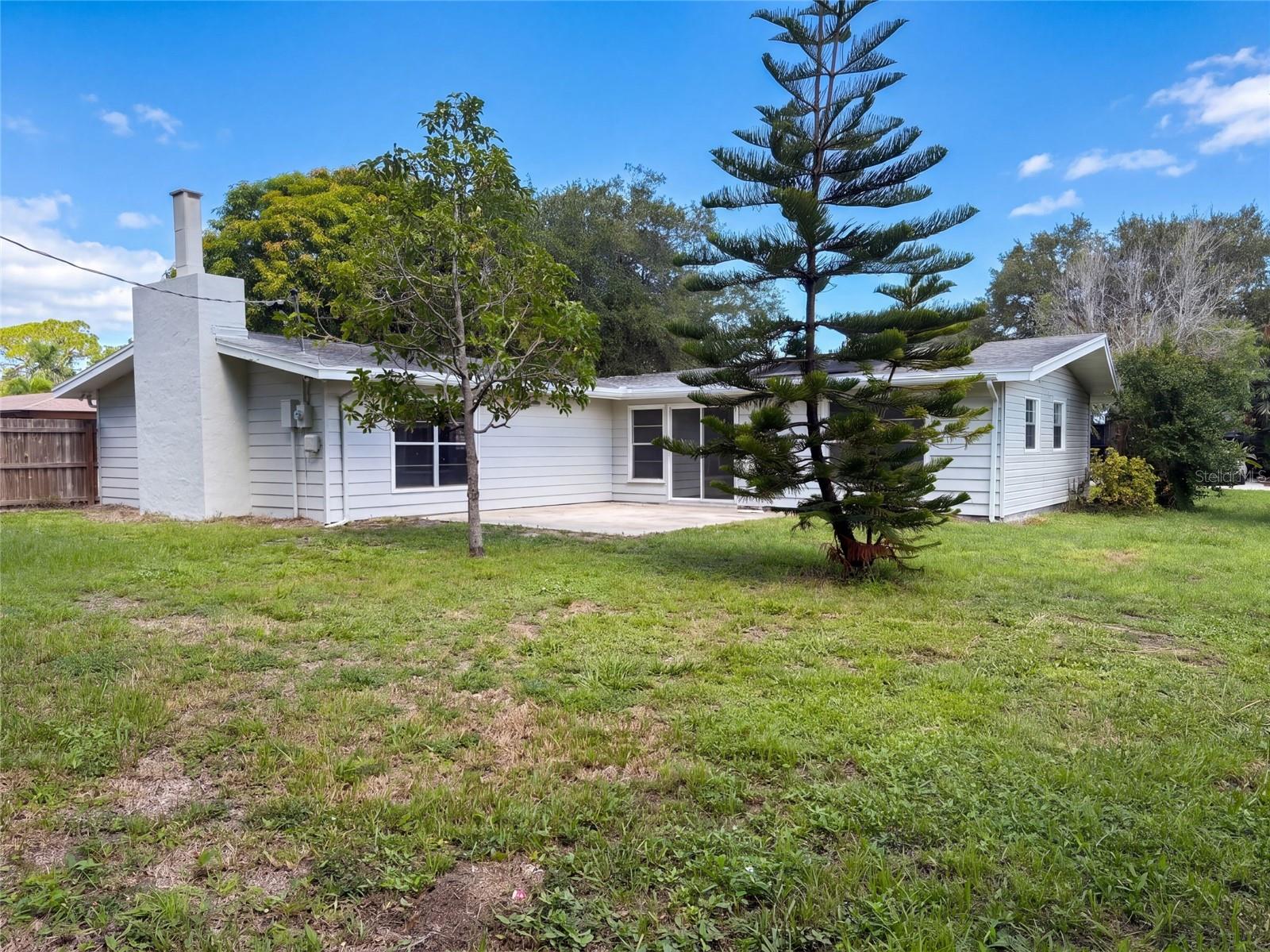 3010 Hatton St Property Photo 5