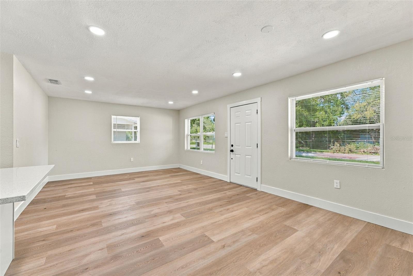 1321 Lescot Ln Property Photo 9