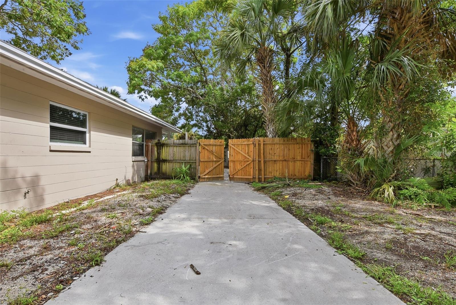 5119 Divot Ct Property Photo 38