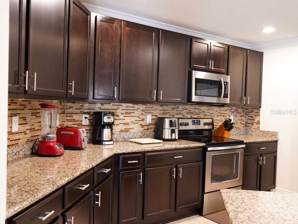 O6441245 Property Photo 8