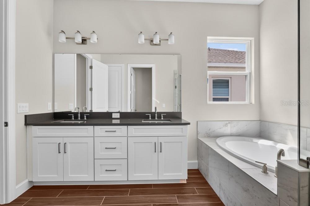 5683 Nevis Ter Property Photo 16
