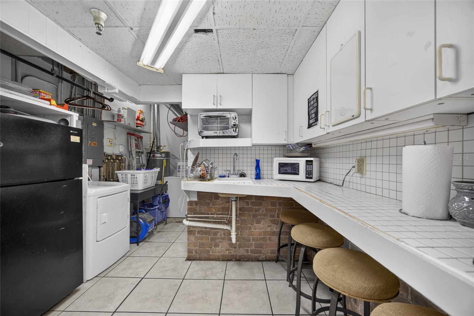 O6441280 Property Photo 20