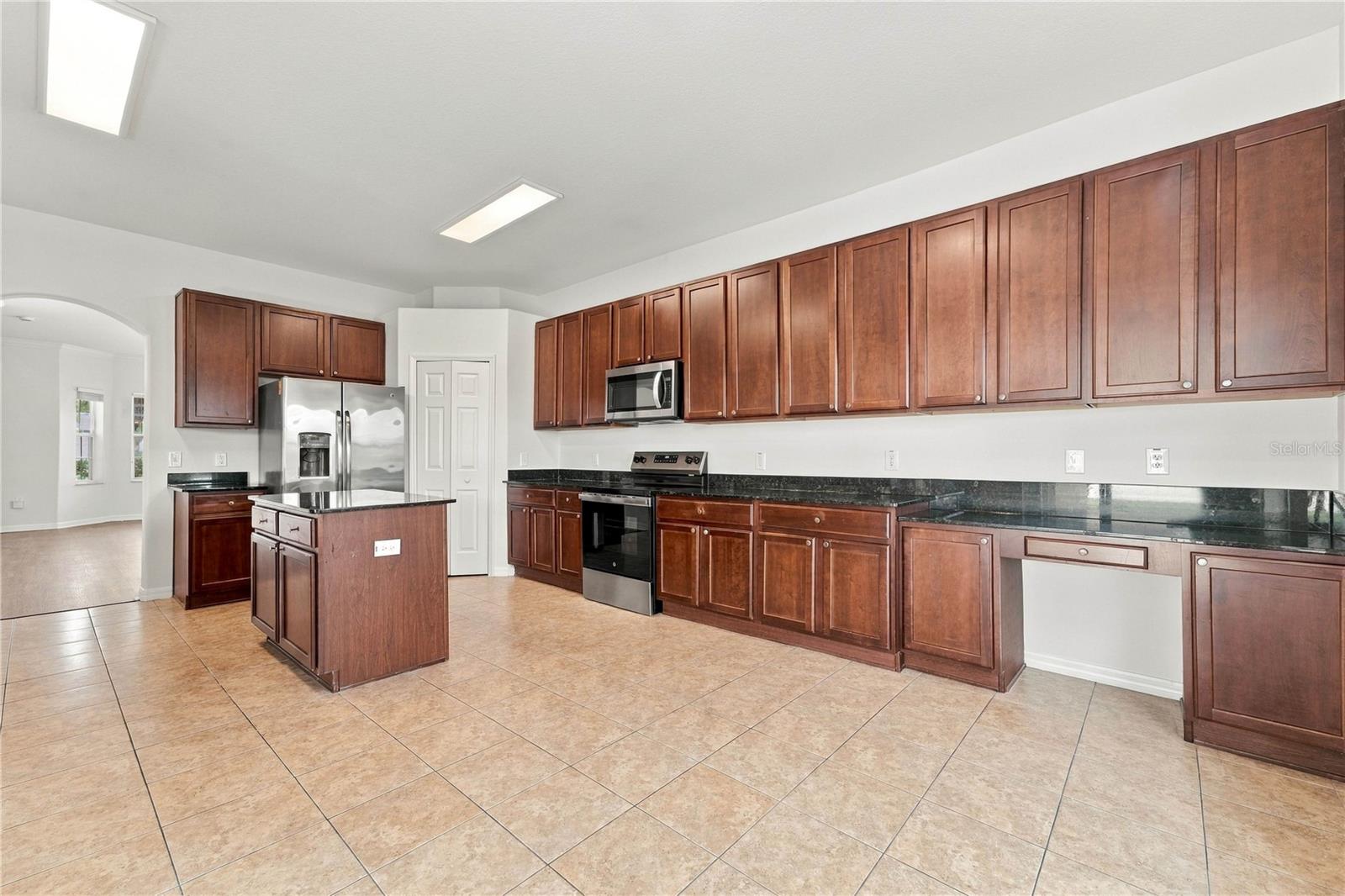 3247 Chessington Dr Property Photo 9