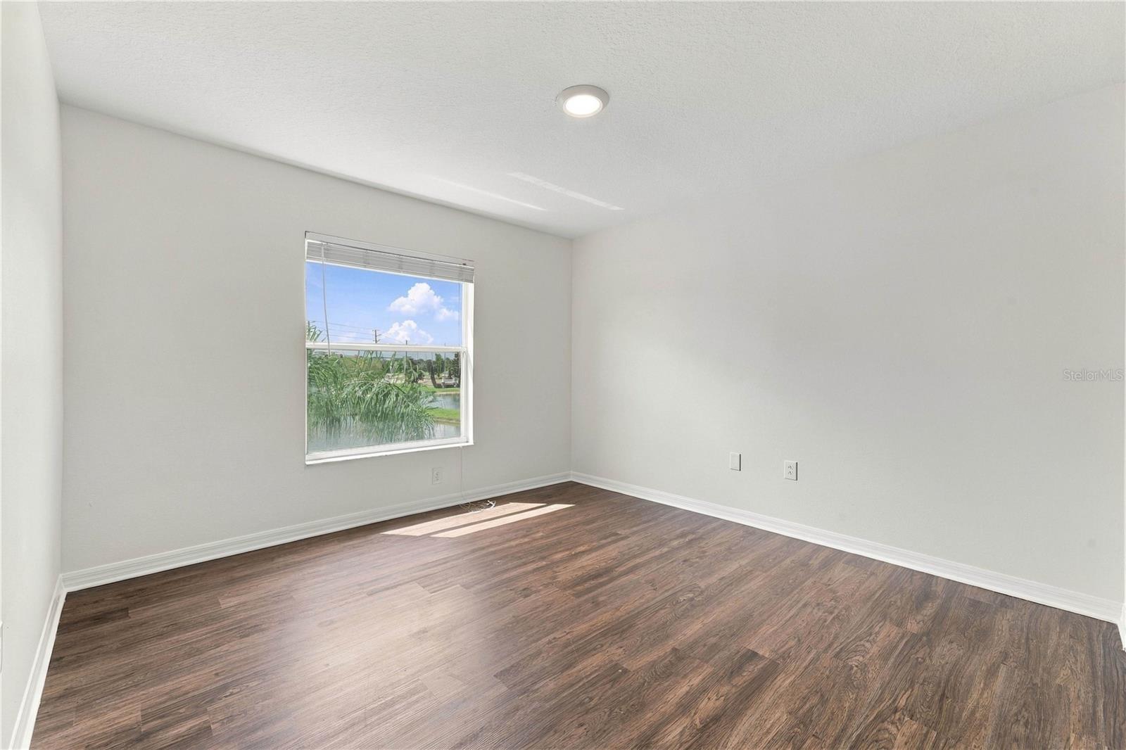 3247 Chessington Dr Property Photo 25