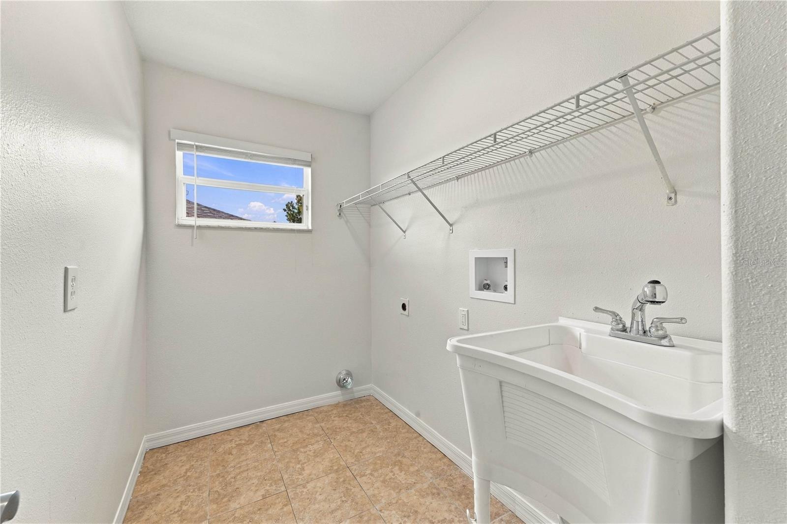 3247 Chessington Dr Property Photo 30