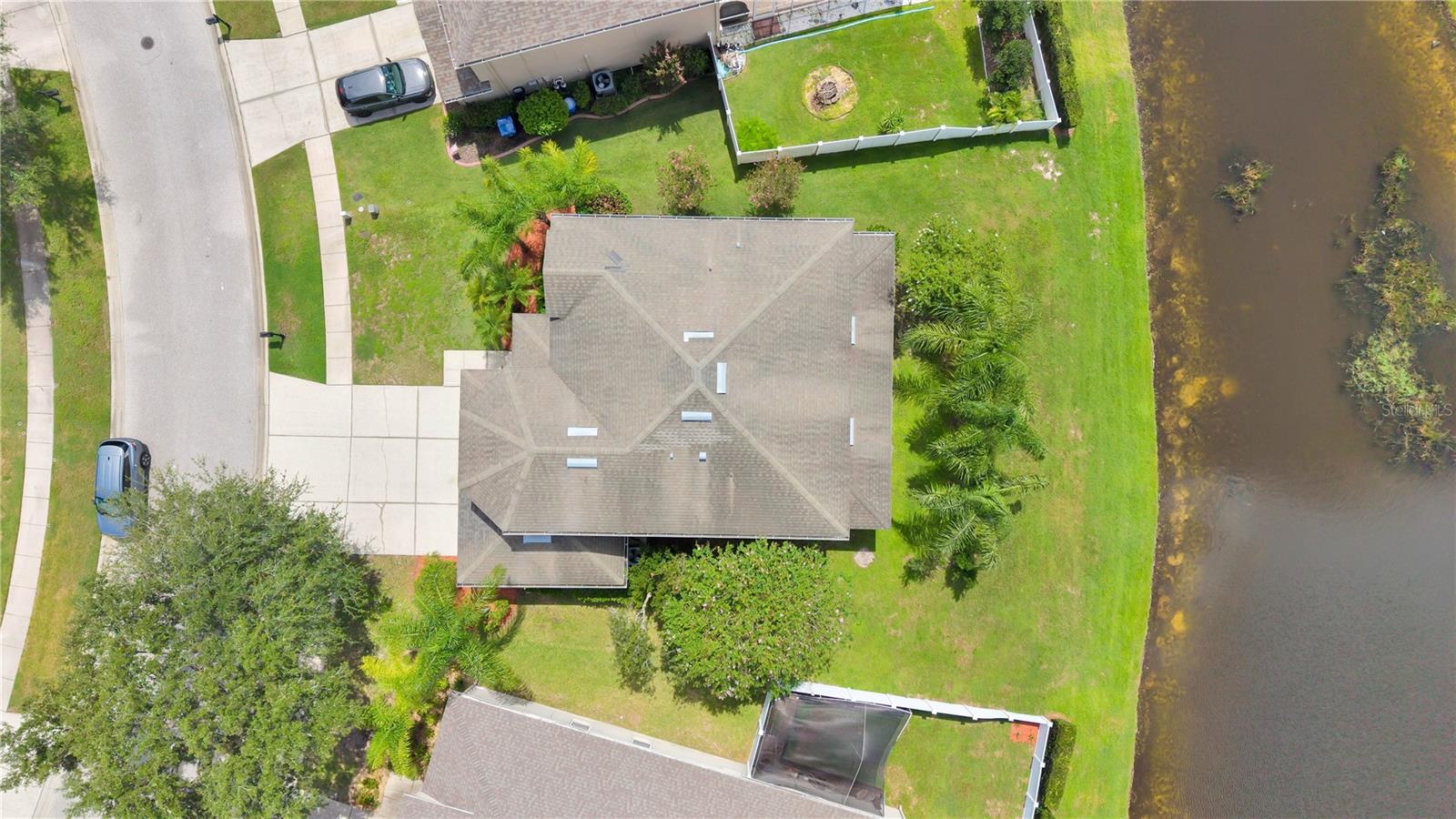 3247 Chessington Dr Property Photo 43