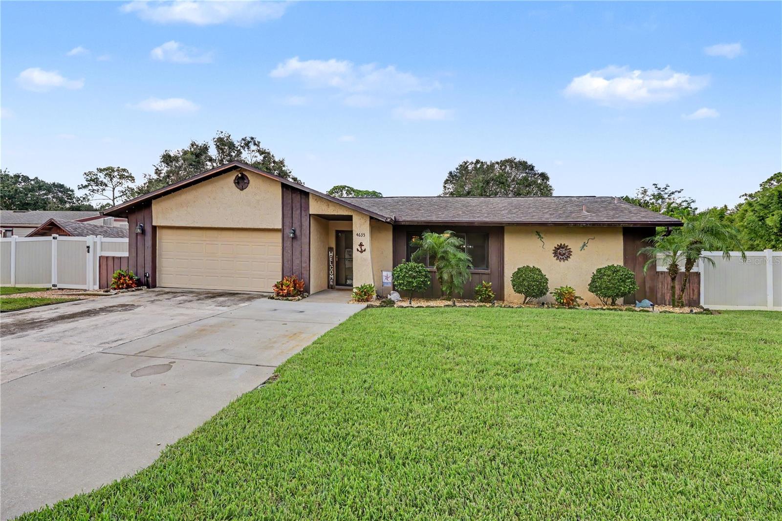 4635 N Friday Cir Property Photo 3