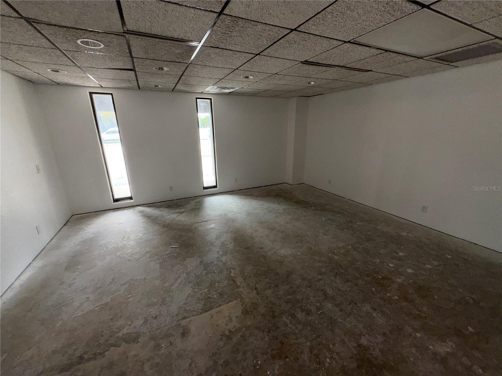 365 105th Ter Ne Property Photo 18