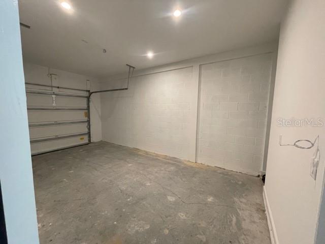 1136 Lakeshore Breeze Pl Property Photo 12
