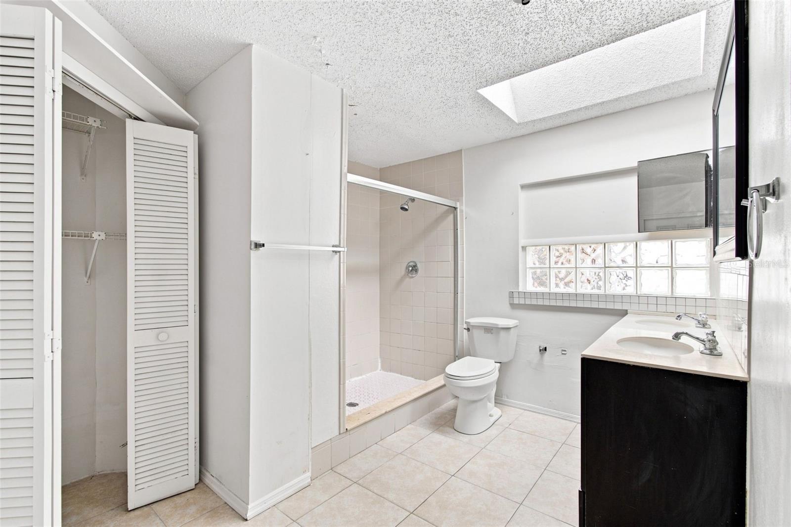 5676 Breckenridge Cir Property Photo 11