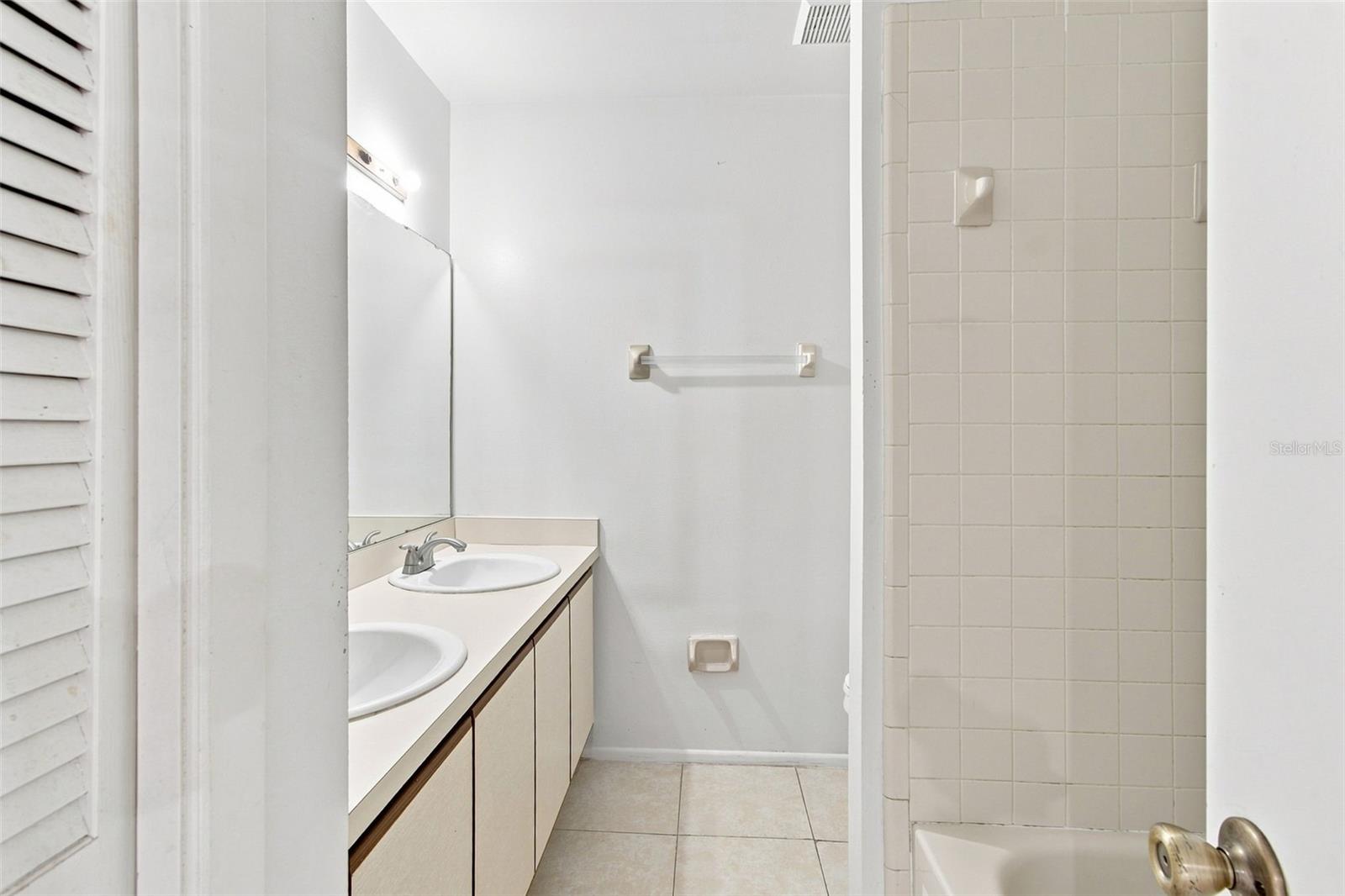 5676 Breckenridge Cir Property Photo 21