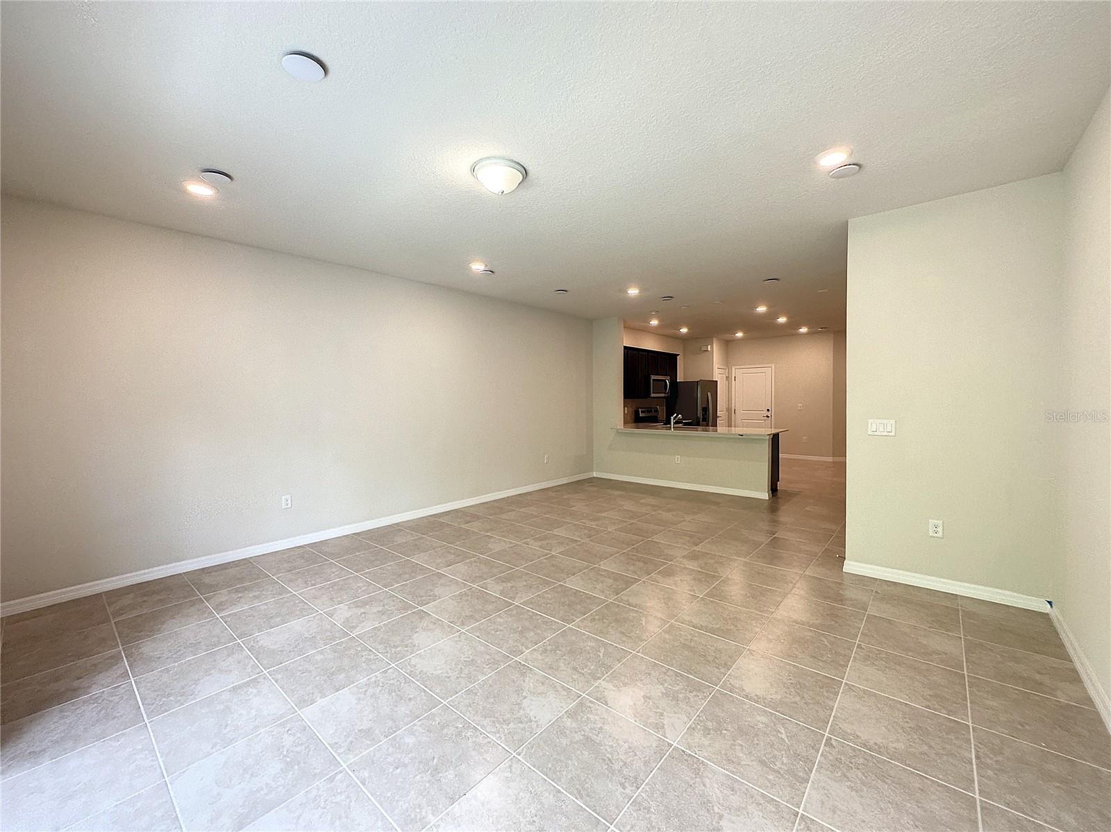 4621 Sparkling Shell Ave Property Photo 12