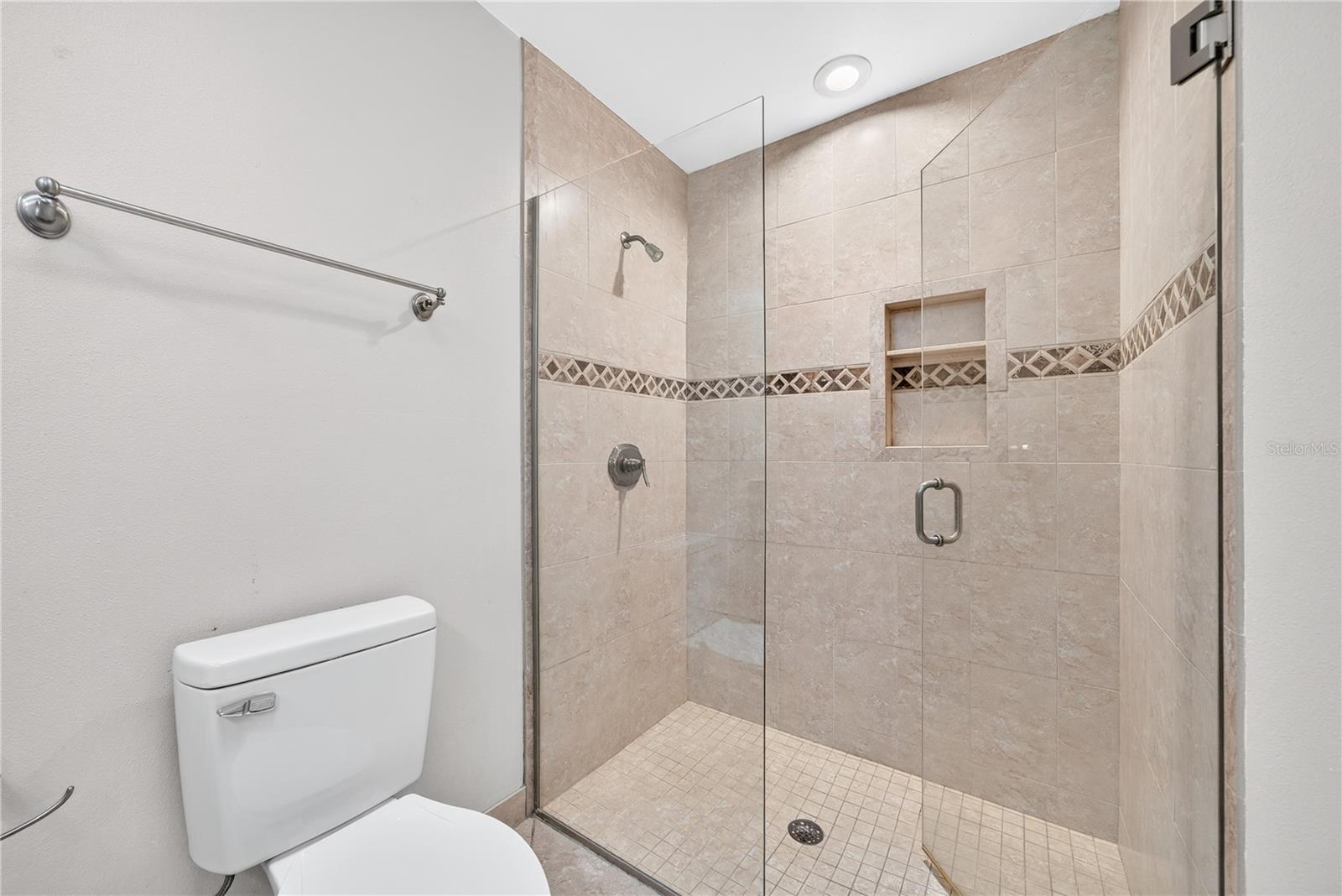383 Palm Dr Property Photo 21