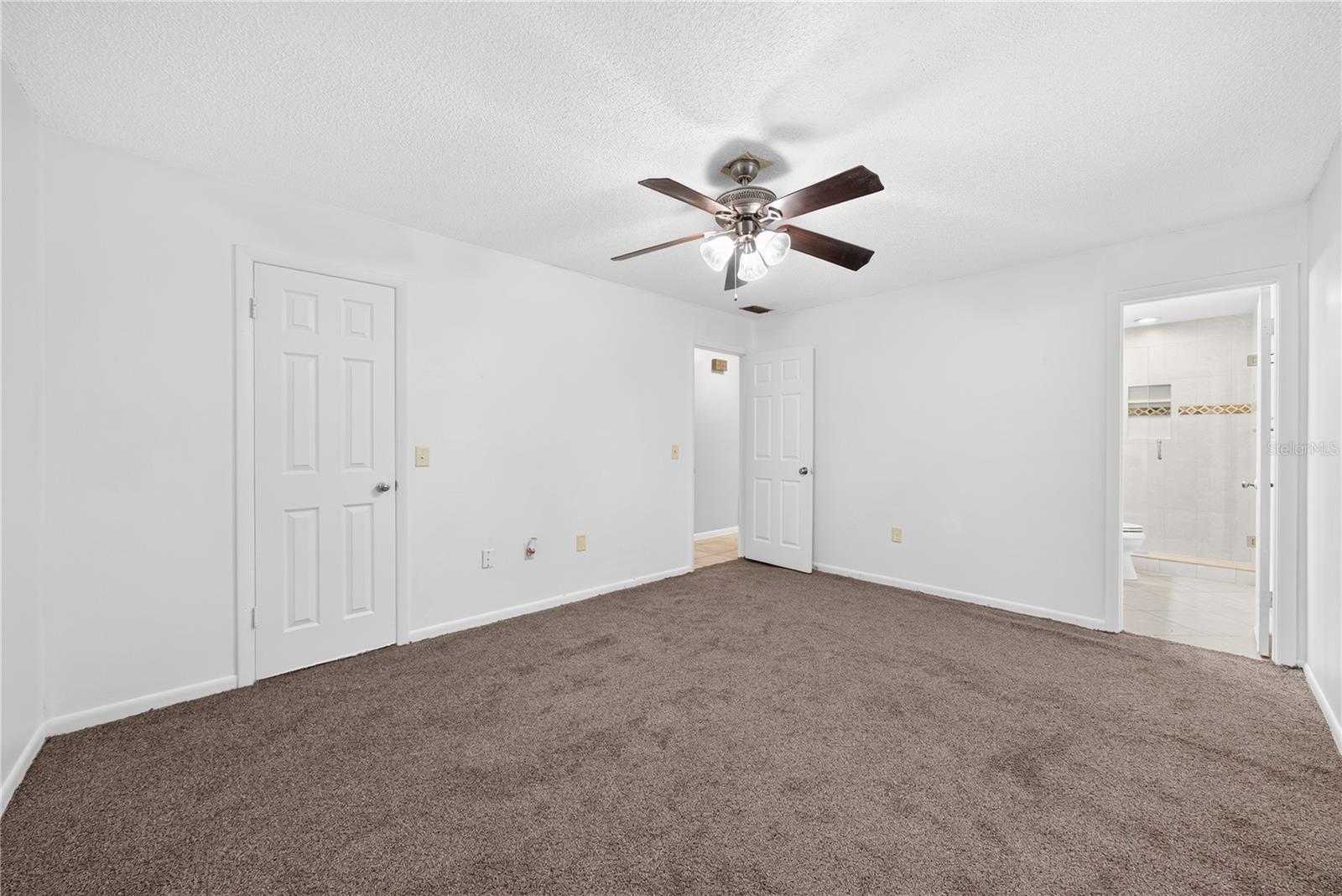 383 Palm Dr Property Photo 24