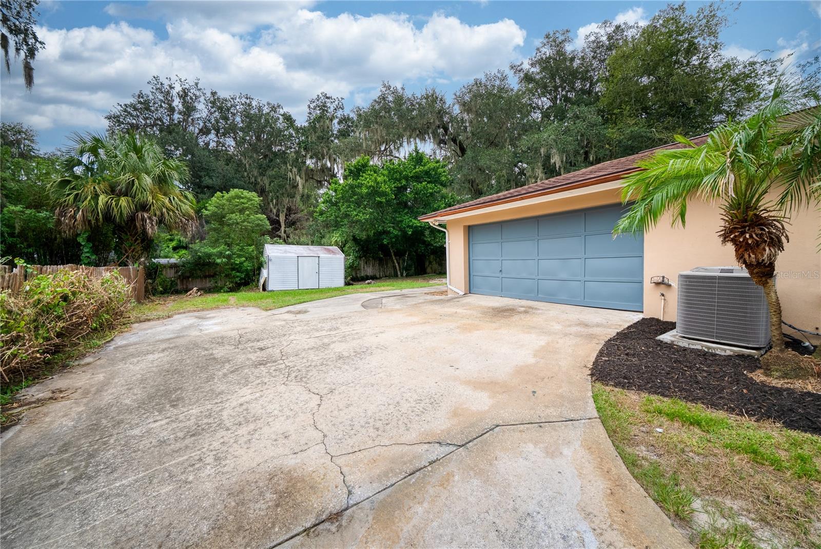 383 Palm Dr Property Photo 29